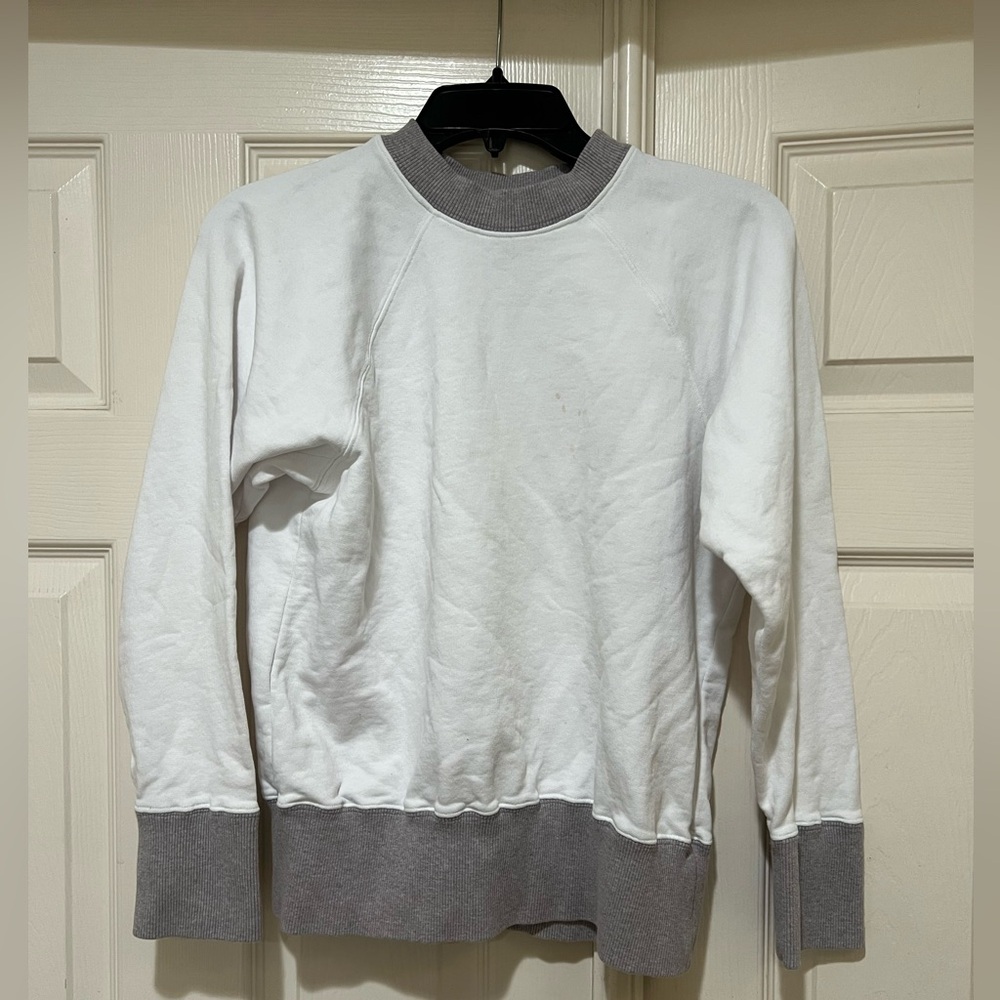 Marni Woman’s White Tan Color Block sweater Size 40/small READ‎ DESCRIPTION